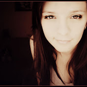 Yana Shuflat - Youtube Profile Picture of Yana Shuflat (@yanashuflat8057) on Youtube