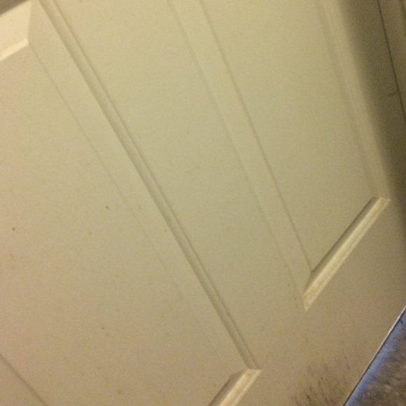 Profile Picture of Ron Bob (@ronbob0987) on Poshmark