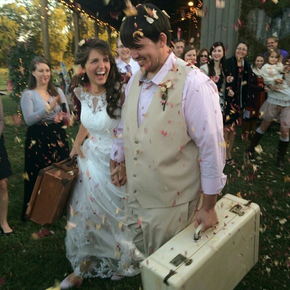 Profile Picture of Bailey Hester (@bhester107) on Poshmark