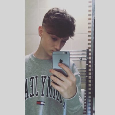 Profile Picture of JAMES BRUNTON (@JAMESBRUNTON11) on Twitter