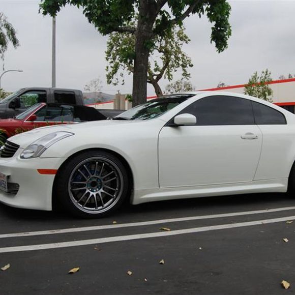 Profile Picture of Jasmine Coe (@jascee_) on Poshmark