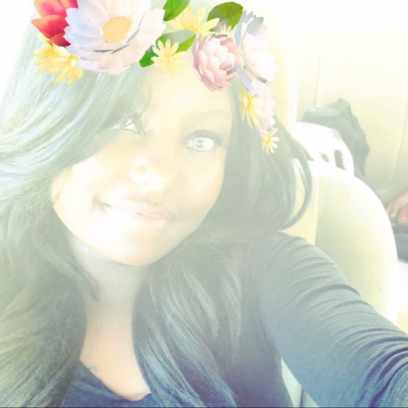 Profile Picture of Adaira Adams (@adaira90) on Poshmark