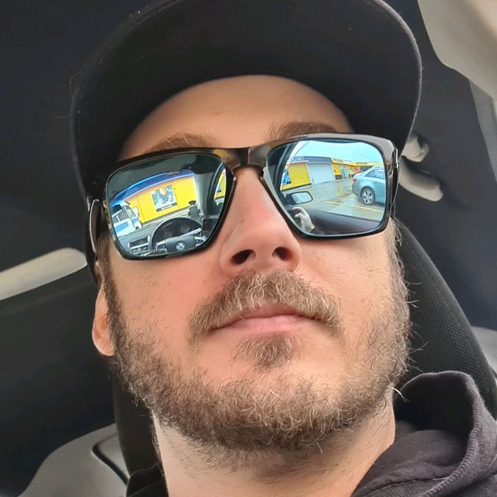 Profile Picture of Michael Godden (@mickogoddo) on Tiktok