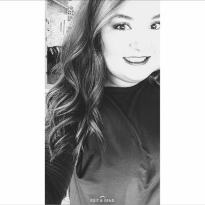 Profile Picture of Chandler Browning (@_ChandlerNicole) on Twitter