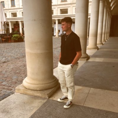 Profile Picture of Dan_Barfoot 😎 (@Dan_Barfoot_) on Twitter