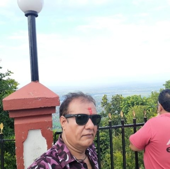Profile Picture of Maniram Kuinkel (@krmani2004) on Poshmark