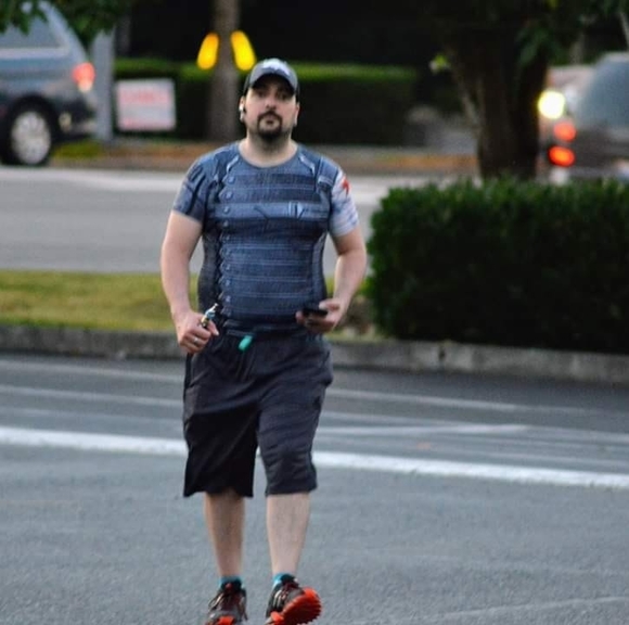 Chris Christofficer - Poshmark Profile Picture of Chris Christofficer (@mya5265) on Poshmark