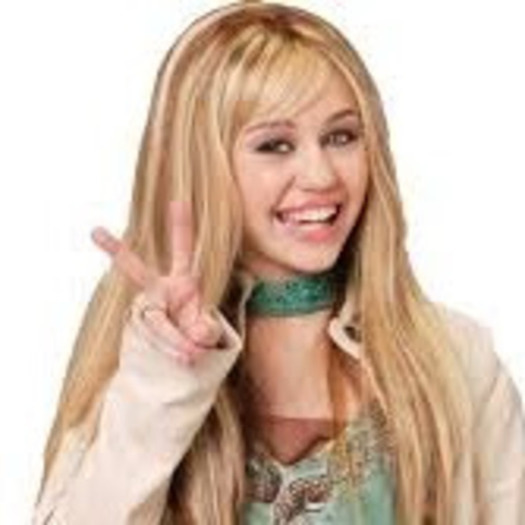 Profile Picture of Dudu Dudu (@danaxx1234) on Poshmark