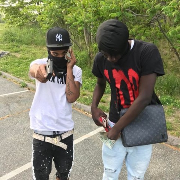 Andre Chevres - Poshmark Profile Picture of Andre Chevres (@andrechevres) on Poshmark