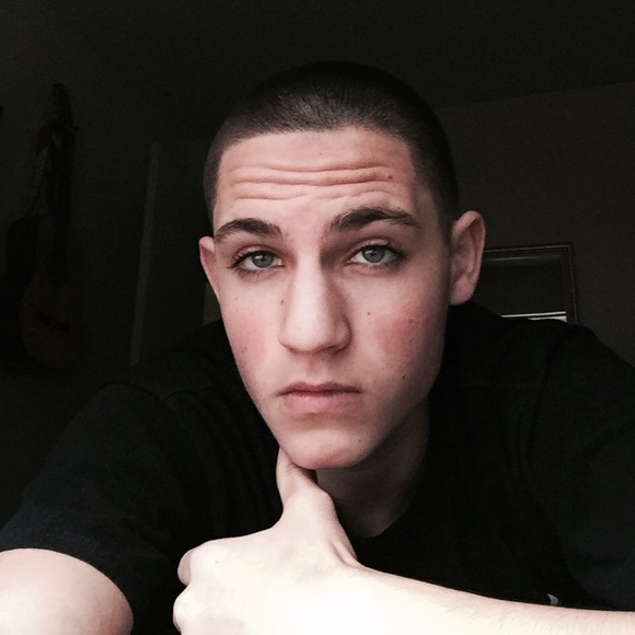 Profile Picture of Gunnar Jacobsen (@gunnar_j) on Poshmark