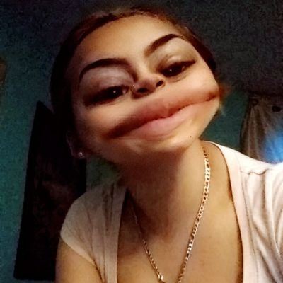 Profile Picture of Crystal Lee Montanez (@Crystallee_69) on Twitter