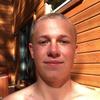 Profile Picture of Michael Lampe (@mikeybarrels) on Tiktok