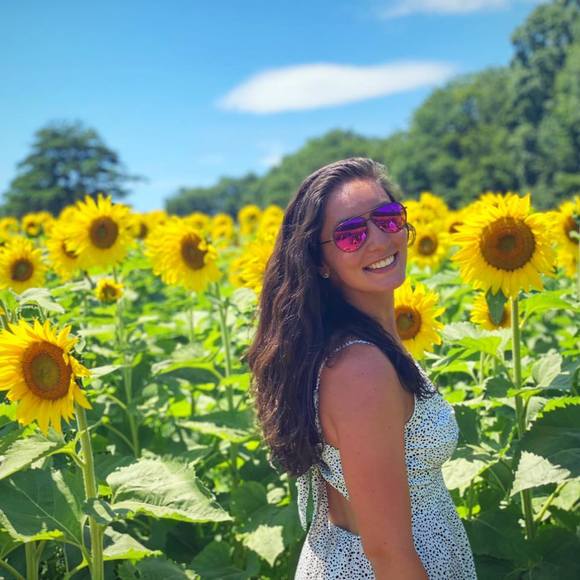 Profile Picture of Francesca Pasciuto (@fresca13) on Poshmark