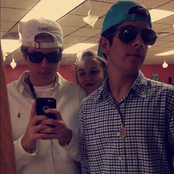 Profile Picture of Brady Samson (@bradysamm) on Poshmark