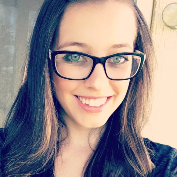 Profile Picture of Katelyn Humphreys (@katelynschu) on Poshmark