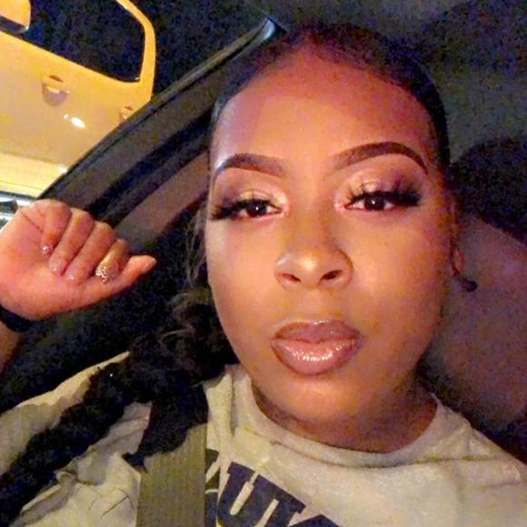 Profile Picture of Terinika Britten (@terinika1) on Poshmark