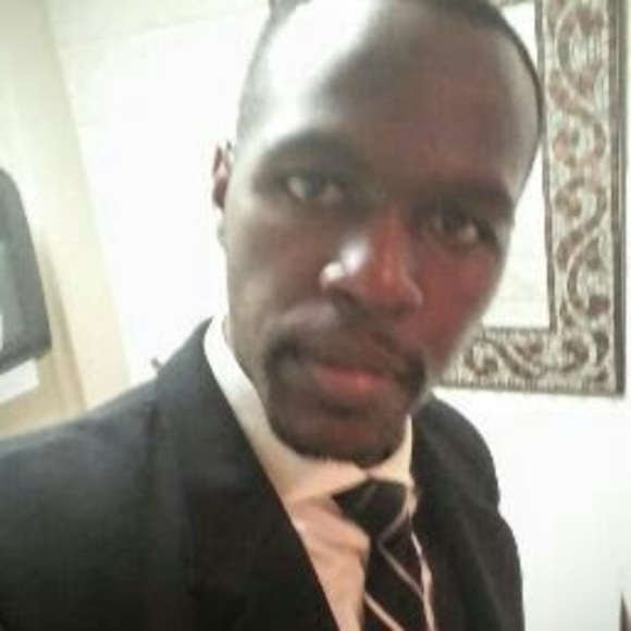 Profile Picture of Steven Ellison (@kendu41) on Poshmark