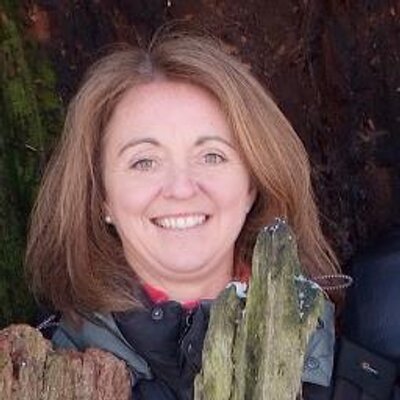 Profile Picture of Lisa Booker (@bookerblunt) on Twitter