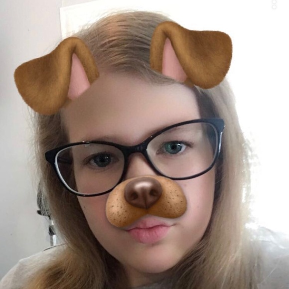 Profile Picture of Paytlee Picou (@paytlee) on Poshmark