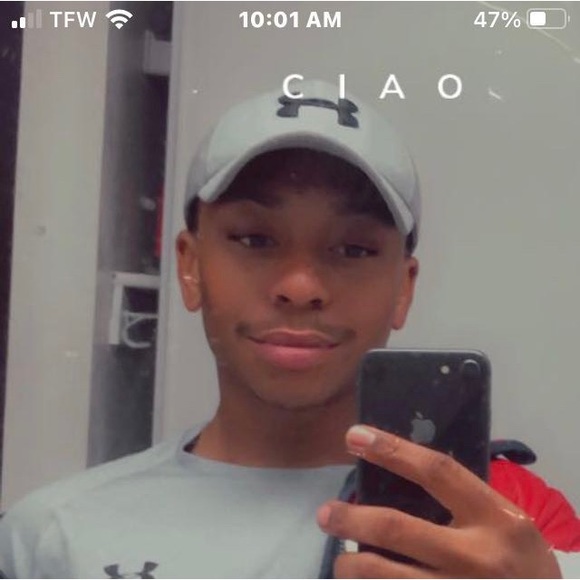 Profile Picture of Carl Neal (@cneal393) on Poshmark