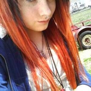 Profile Picture of Hope Perkins (@hope_holahoop) on Myspace