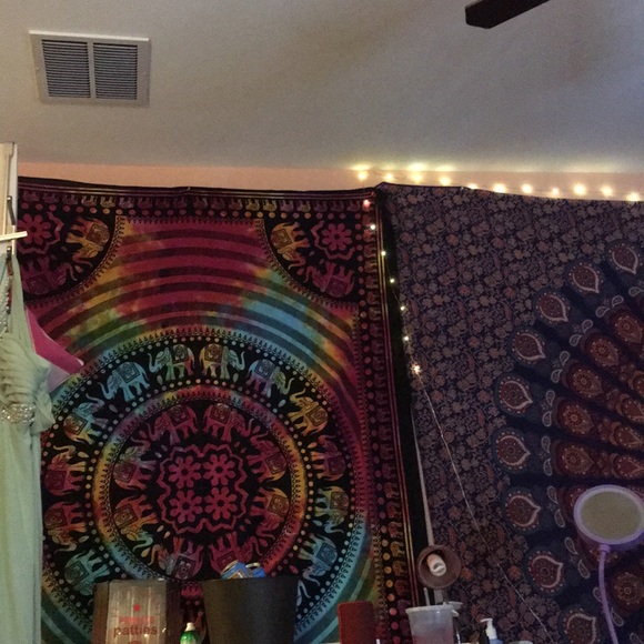 Profile Picture of Penny Fonash (@pennyfonash) on Poshmark