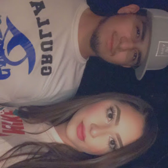 Profile Picture of Chris Luera (@chris_luera) on Poshmark