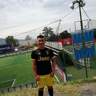 Profile Picture of Fabio Lemus (@fabio.lemus.5249) on Facebook