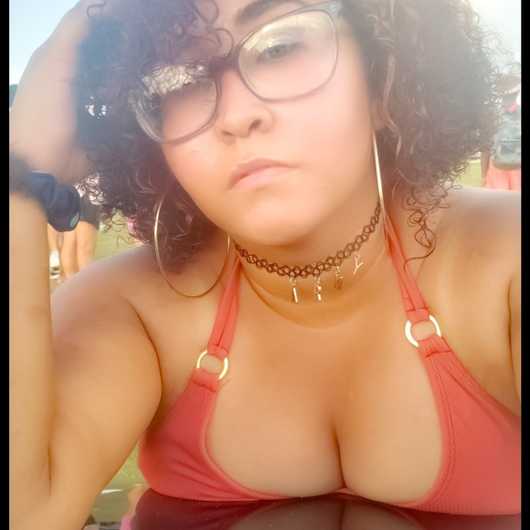 Profile Picture of Akasha Akasha (@kasha241) on Poshmark