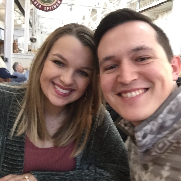 Profile Picture of Kelli Yingling (@kpying) on Poshmark