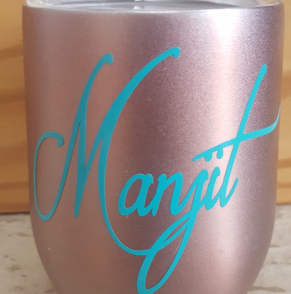 Profile Picture of Manjit Manjit (@manjitm) on Poshmark