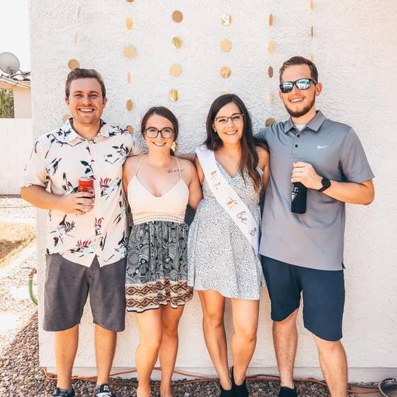 Profile Picture of Ryan Teschke (@teschke13) on Poshmark