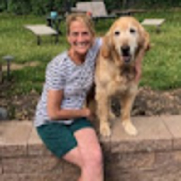 Profile Picture of Maura Mayoue (@dotingdogwalks) on Poshmark