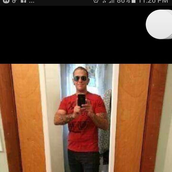 Profile Picture of Thomas Wright (@thomaswright608) on Poshmark