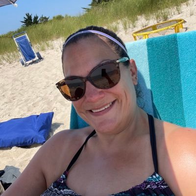 Profile Picture of Jackie Potvin (@Teacherjackie23) on Twitter