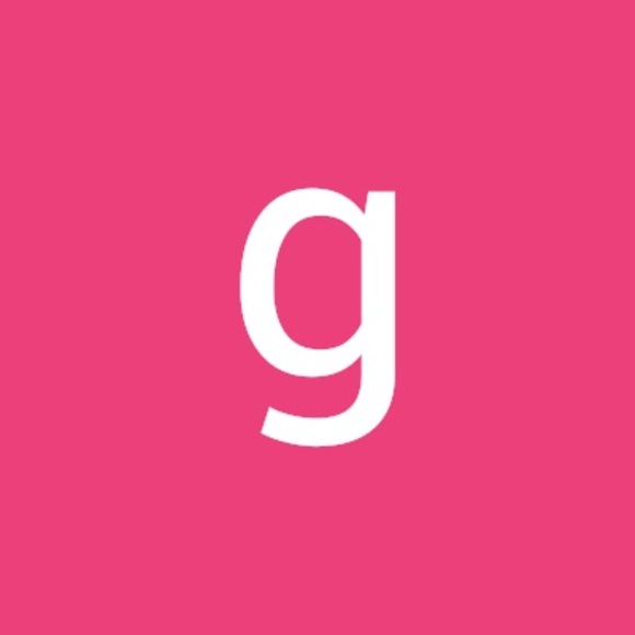 Profile Picture of Gurl Gurl (@gurl1919gurl) on Poshmark