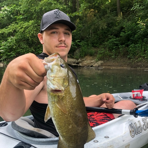 Profile Picture of Curtis Gunnoe (@curtisgunnoe) on Poshmark