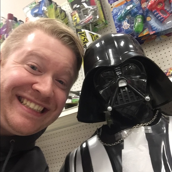 Profile Picture of Michael Berger (@mberg307) on Poshmark