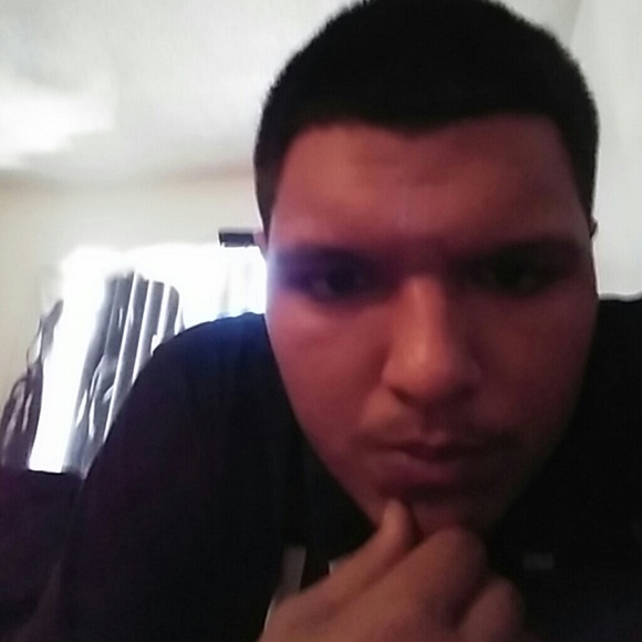 Profile Picture of Gregory Gonzalez (@greg2300) on Poshmark