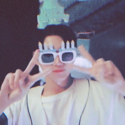 Profile Picture of Amanda Longfellow (@AmandaLongfell4) on Twitter