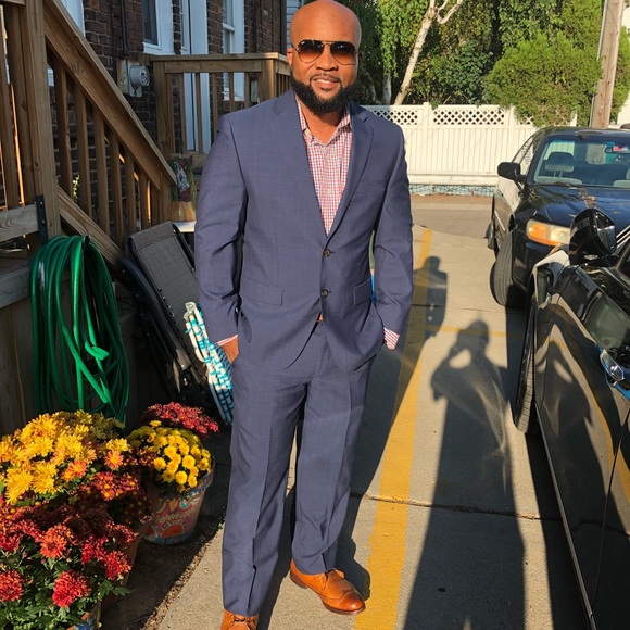 Profile Picture of Nathaniel Hall (@nhall1975) on Poshmark