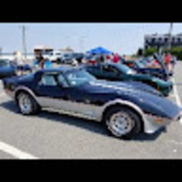 Profile Picture of Vincent Gerace (@vgerace1118) on Poshmark