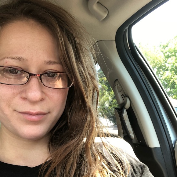 Profile Picture of Raerae-mateo’s mama’s phone Boyd (@rachael969) on Poshmark