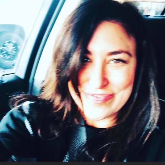 Profile Picture of Melissa Franzia (@fitmommymel) on Poshmark