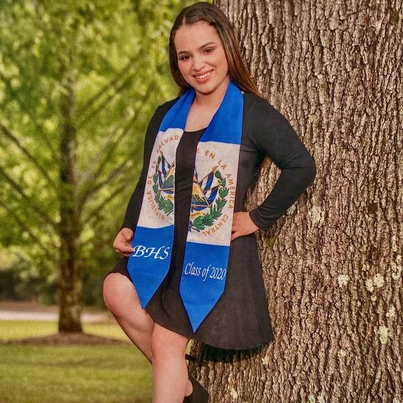 Profile Picture of Anna Colocho (@annacolocho) on Poshmark