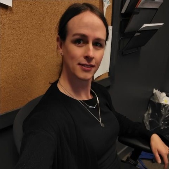 Profile Picture of Quinn Davis (@quinndavis17) on Poshmark