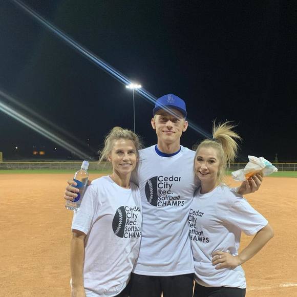 Profile Picture of Wyatt Cox (@wyattpc34) on Poshmark