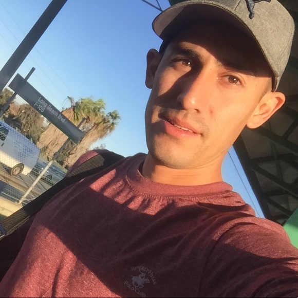 Profile Picture of Christian Esquivel (@xsesquivel) on Poshmark