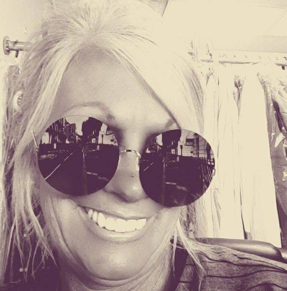 Profile Picture of Elisha Swaim (@elishaswaim) on Poshmark