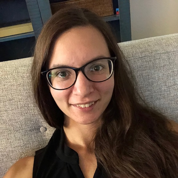 Profile Picture of Cassandra Tyler (@serbianrose) on Poshmark